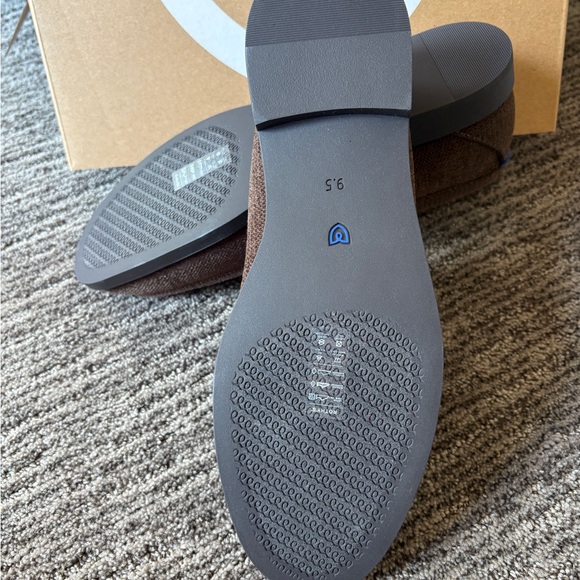 Rothy’s Revelvet brown penny loafer -W9.5 - Picture 3 of 5